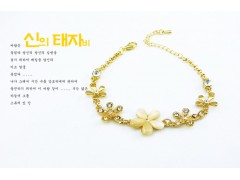 夏季新款上市 超美 韩版精致镶钻猫眼石多小花手链图2