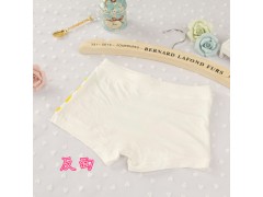 1-3岁儿童莫代尔卡通印花平脚内裤 女宝宝女童安全舒适无痕内裤图3